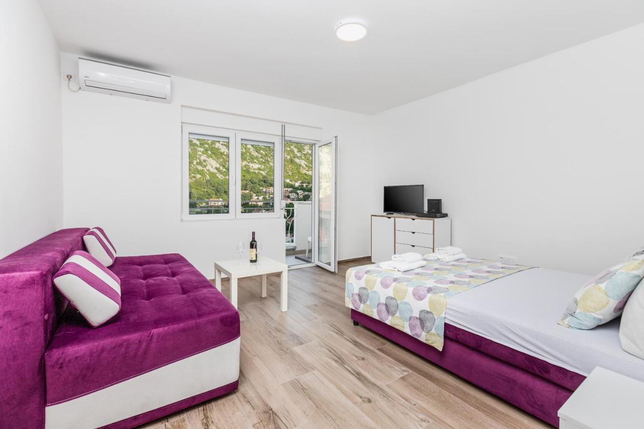 Studio Apartman Scardona コトル エクステリア 写真